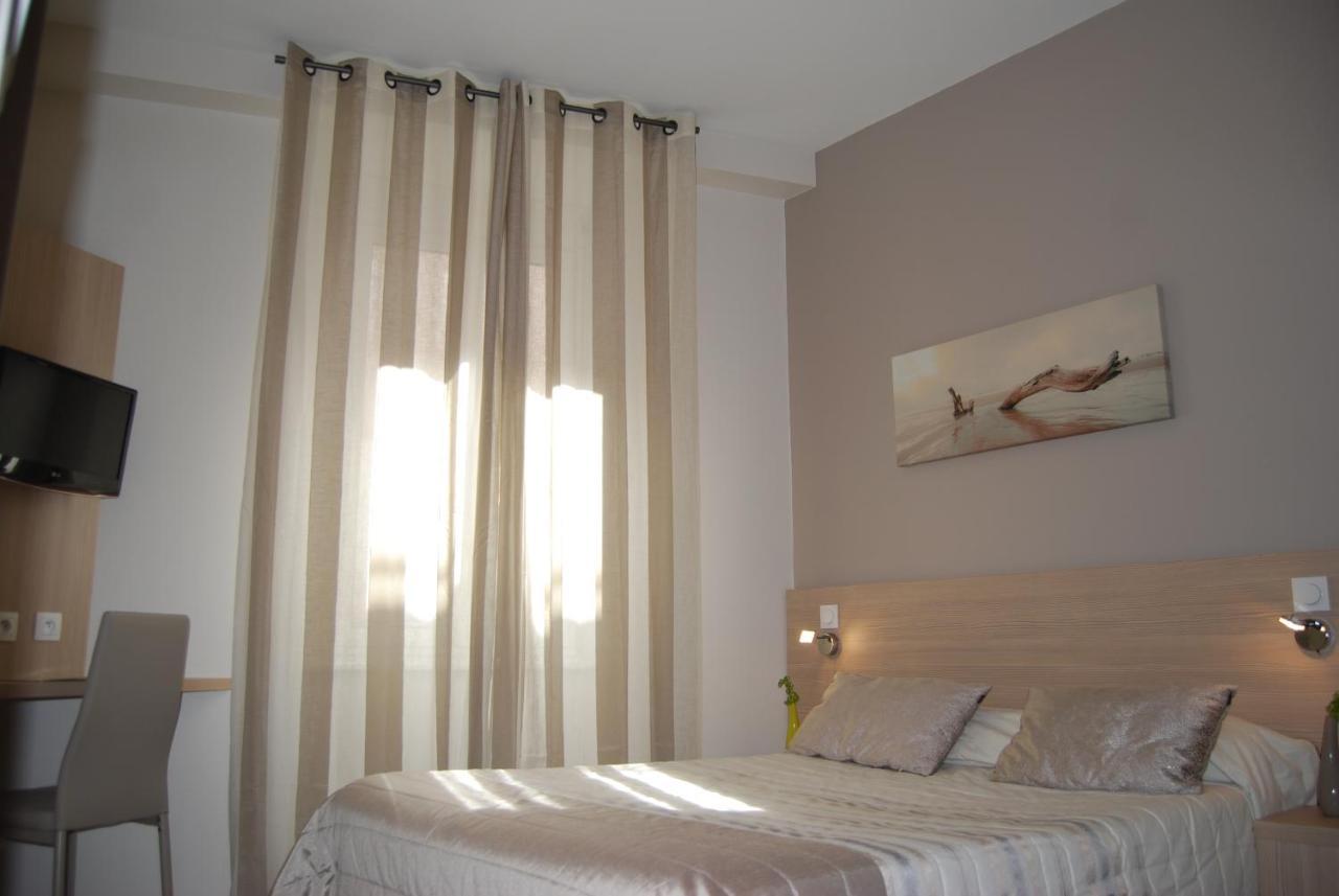 Logis Hotel Restaurant Du Midi - Rodez Centre Kültér fotó