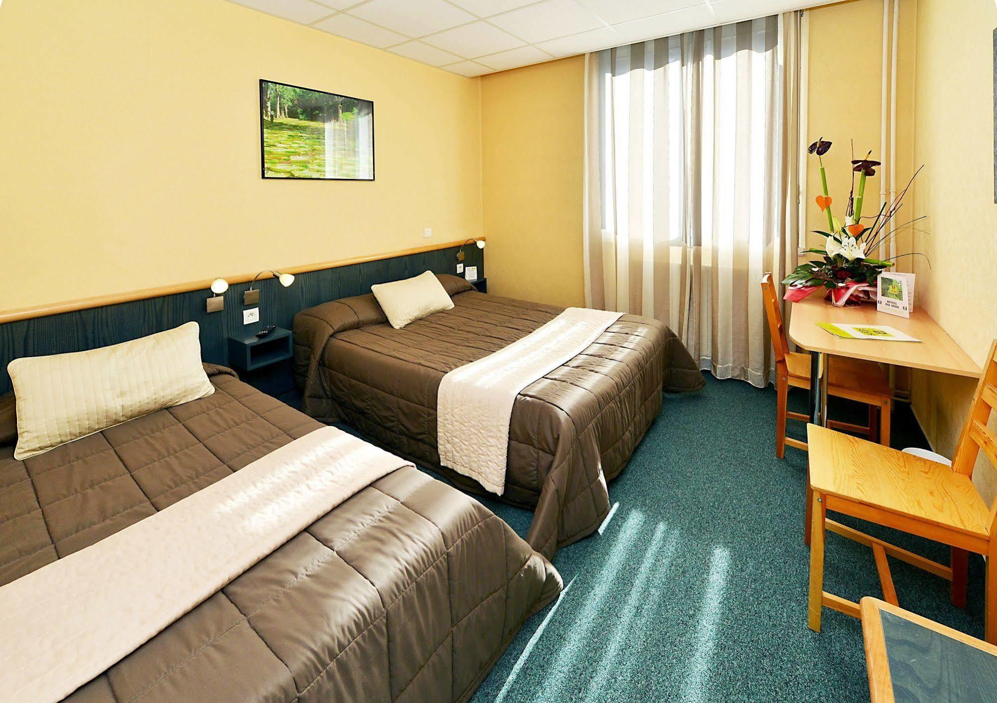 Logis Hotel Restaurant Du Midi - Rodez Centre Kültér fotó