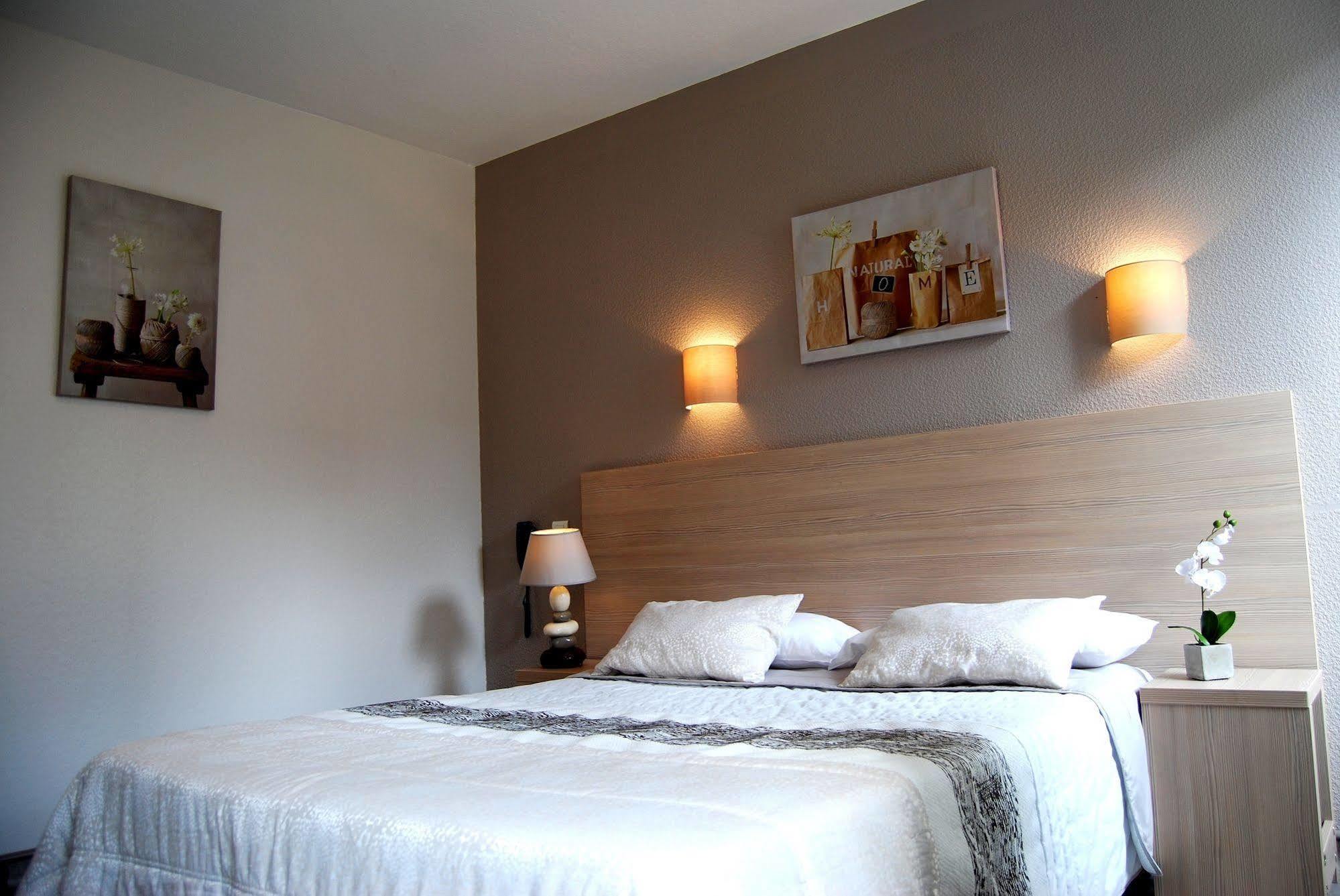 Logis Hotel Restaurant Du Midi - Rodez Centre Kültér fotó